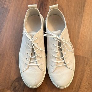 Ecco street tray recru water resistant sneaker